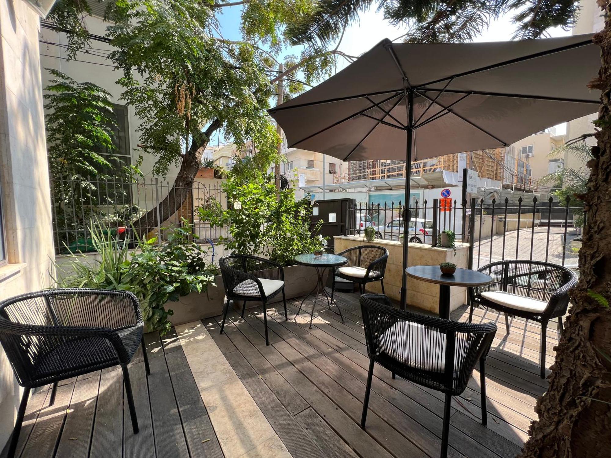 Beer Garden Hotel