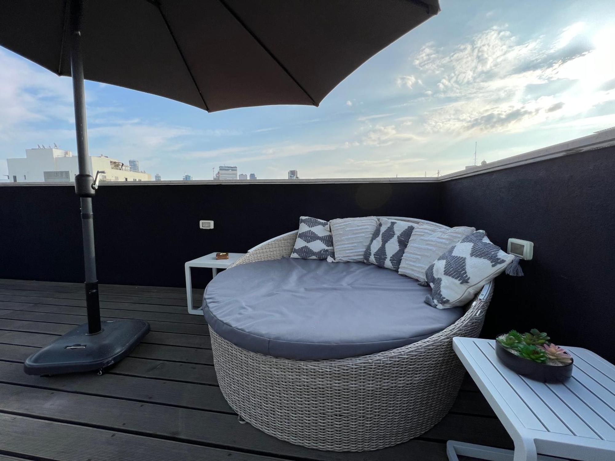 Hotel Beer Garden Tel Aviv