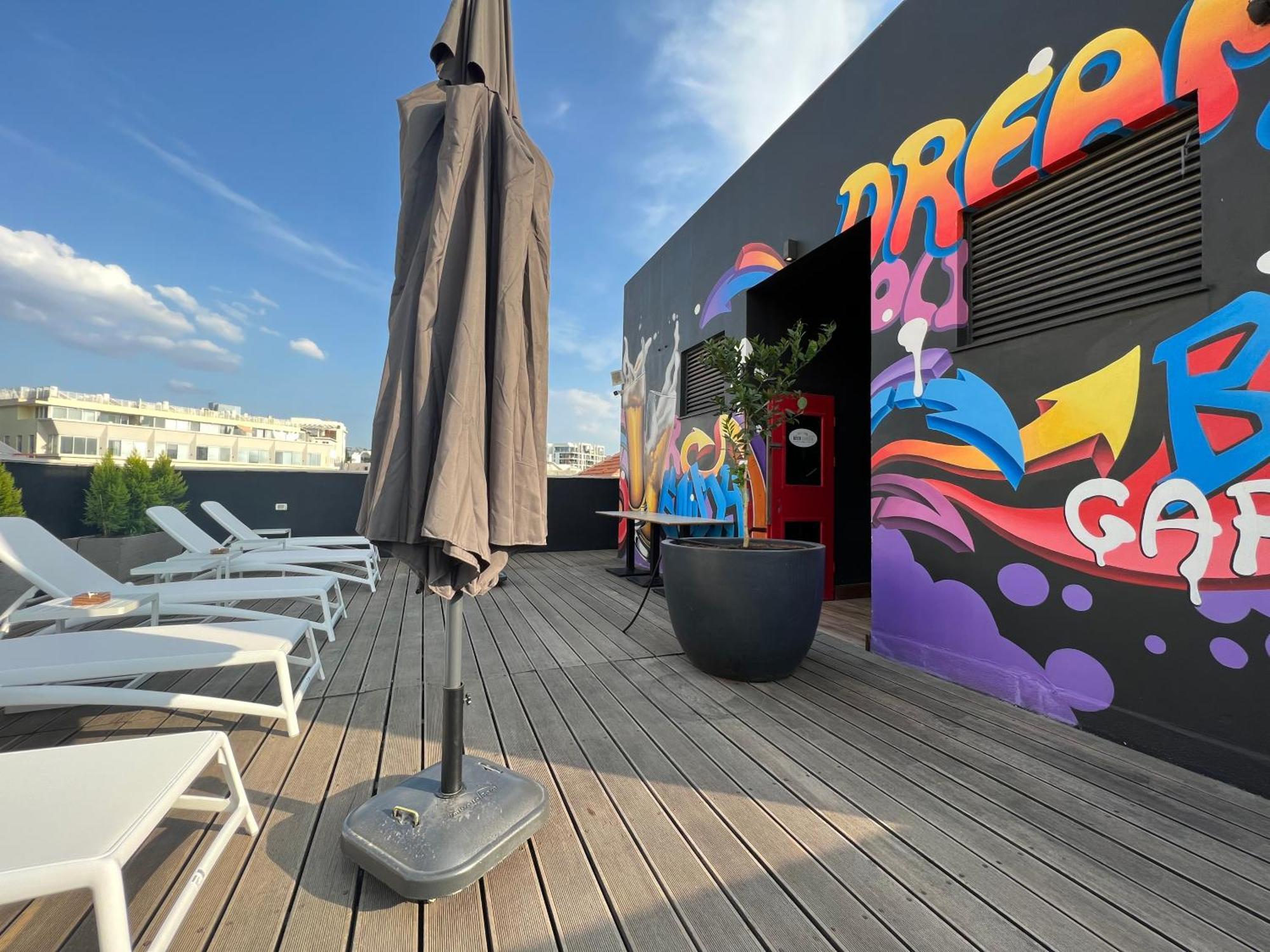 Hotel Beer Garden